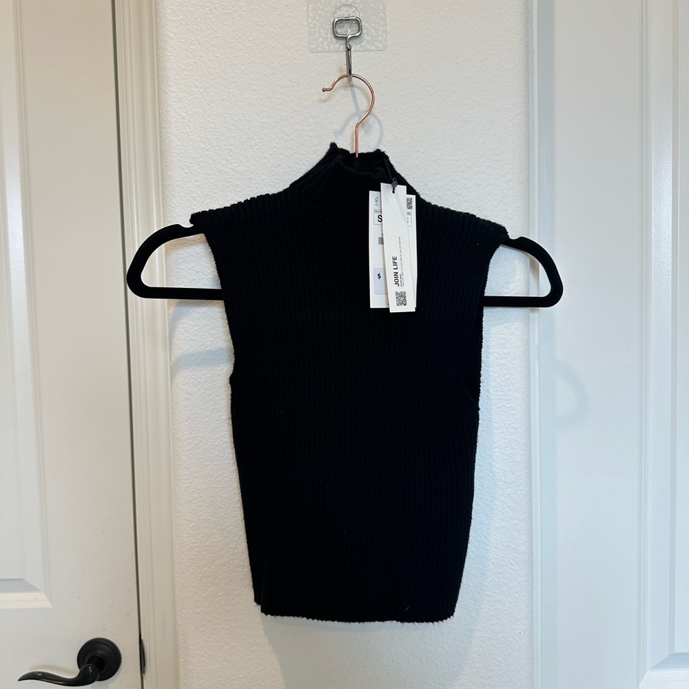 Zara - High Neck Knit Sleeveless Top
